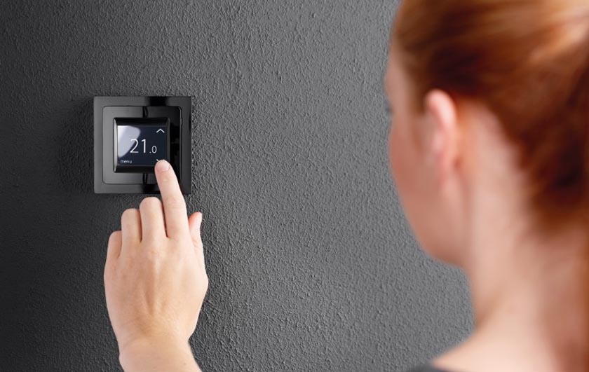 elektrikli yerden stma termostatlar